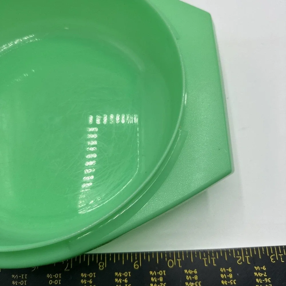Tupperware 786-9 Green Double Handle Bowl Made USA Vintage